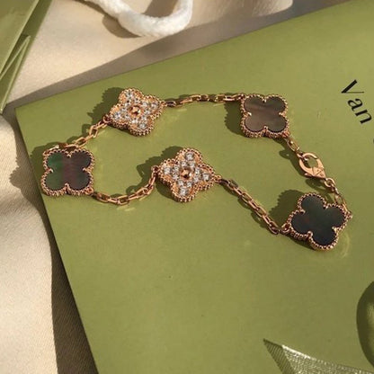 [Rose Tomorrow] CLOVER 5 MOTIF GRAY MOP BRACELET COLLECTION