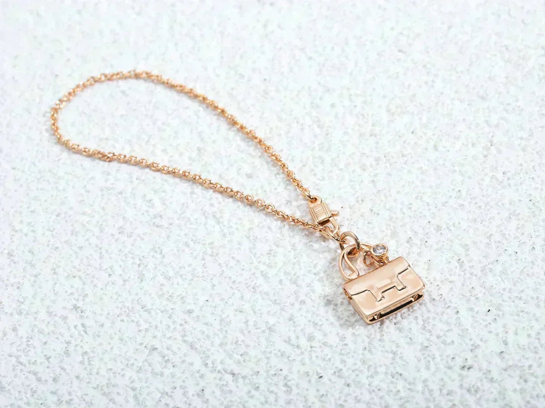 [Rose Tomorrow]AMULETTE PEDANT ROSE GOLD NECKLACE