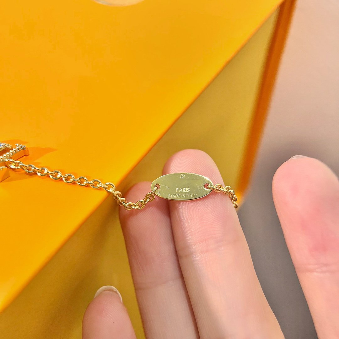 [Rose Tomorrow]LOGO STAR MOTIF GOLD BRACELET