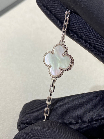 [Rose Tomorrow]CLOVER WHITE PEARL MOP 5 MOTIF BRACELET COLLECTION