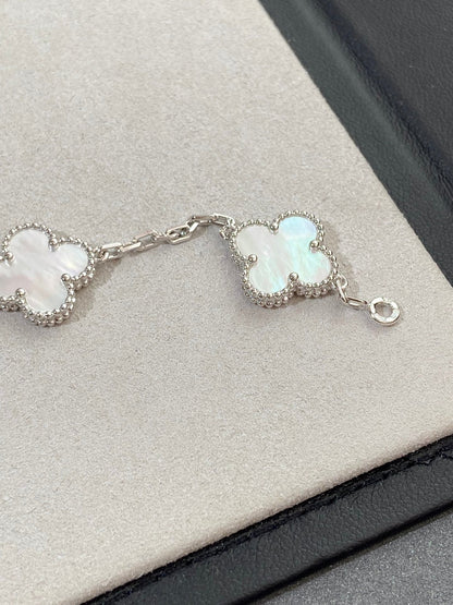 [Rose Tomorrow]CLOVER WHITE PEARL MOP 5 MOTIF BRACELET COLLECTION