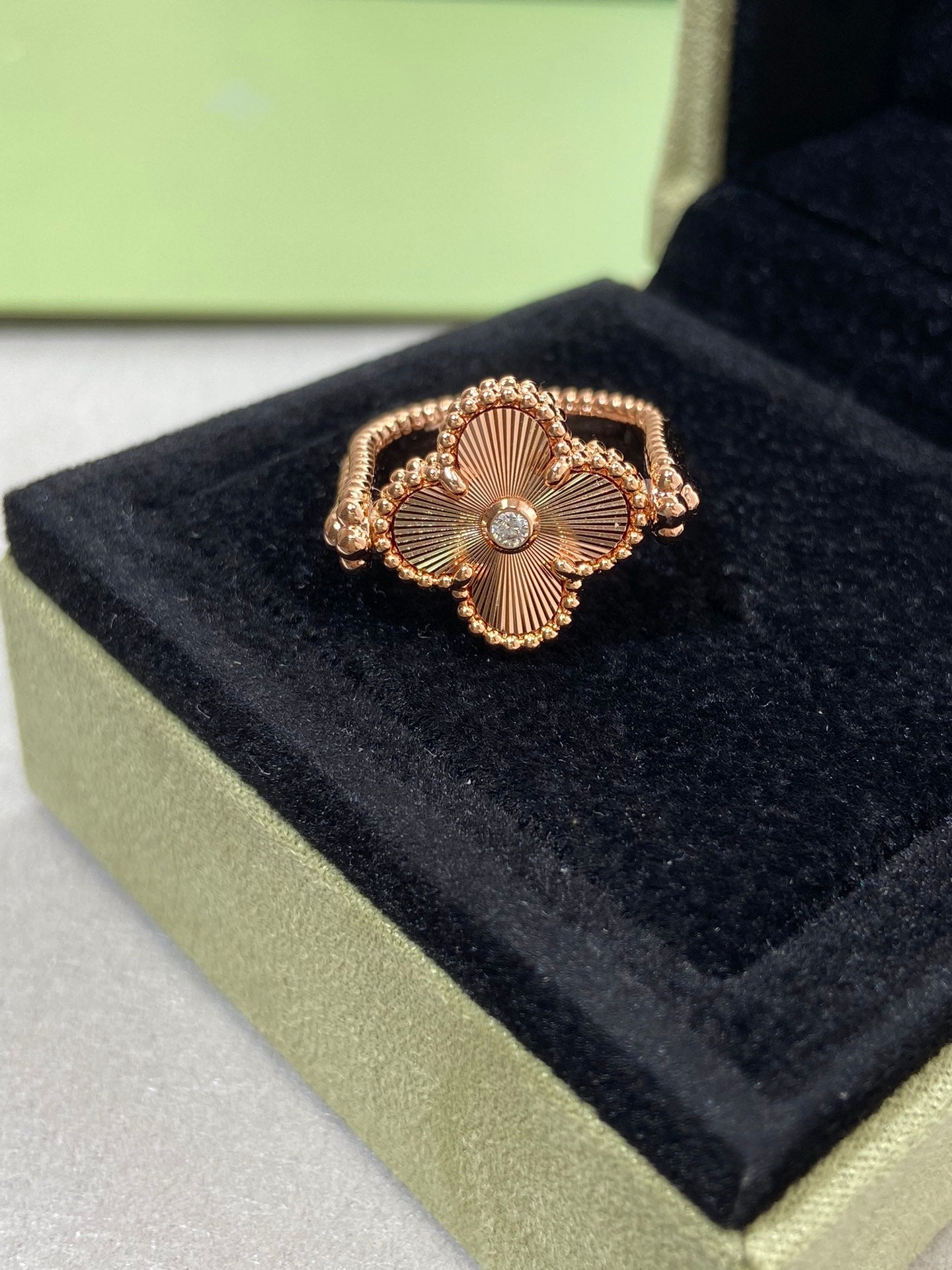 [Rose Tomorrow]CLOVER RIVERSIBLE ROSE GOLD RING