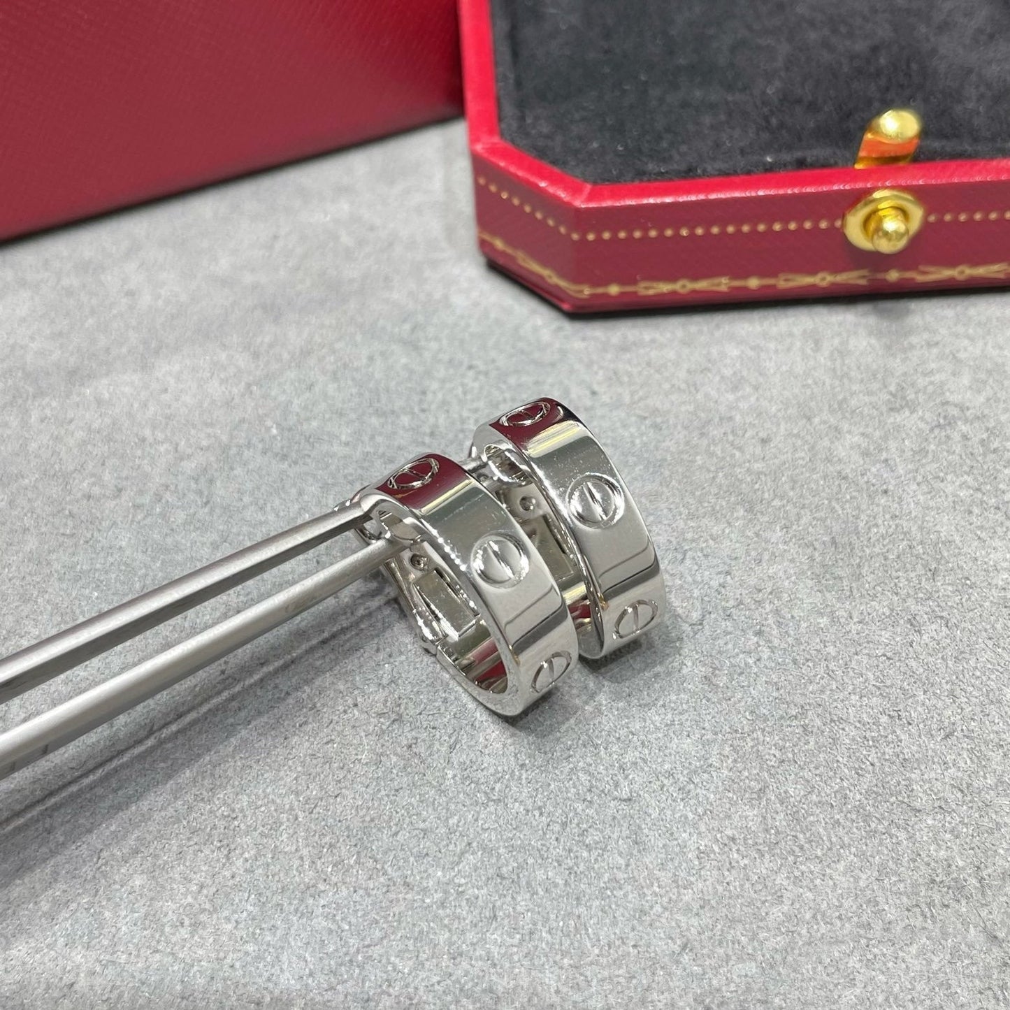 [Rose Tomorrow]LOVE 5.5MM EARRINGS