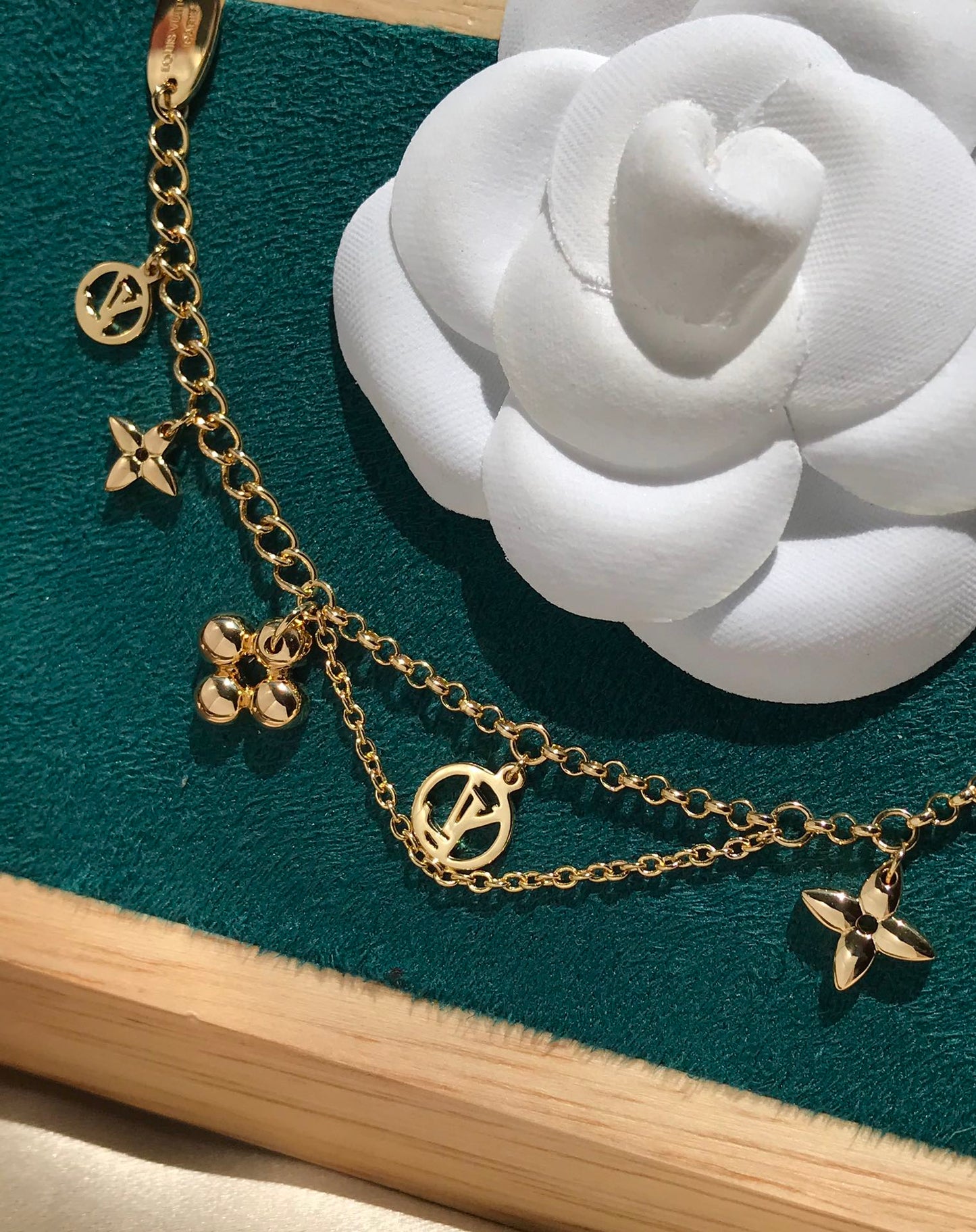[Rose Tomorrow]BLOOMING PINK GOLD MOP BRACELET