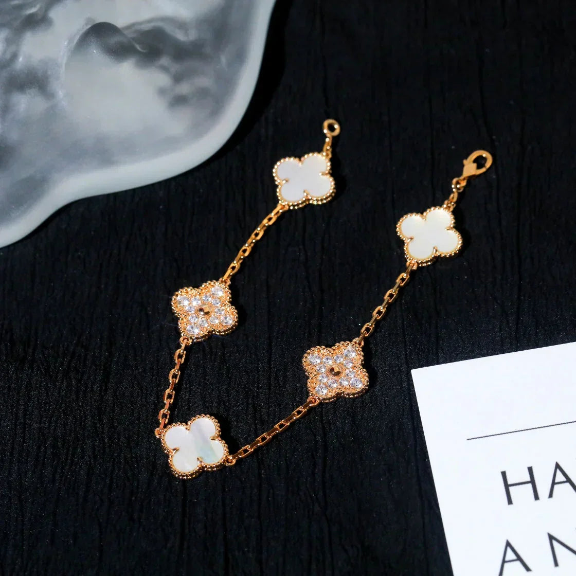 [Rose Tomorrow]CLOVER WHITE PEARL MOP 5 MOTIF BRACELET COLLECTION