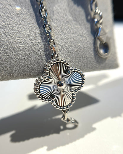 [Rose Tomorrow] CLOVER 5 MOTIF LASER BRACELET COLLECTION