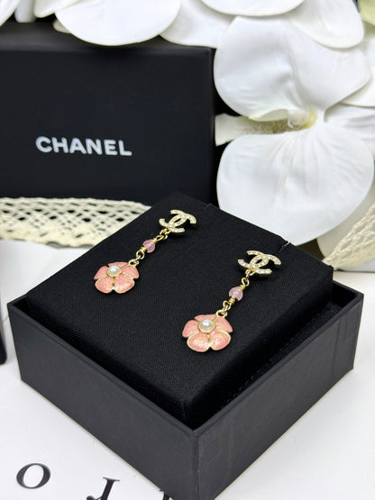 [Rose Tomorrow]26C Pink Camellia Enamel Pendant with Double C Earrings