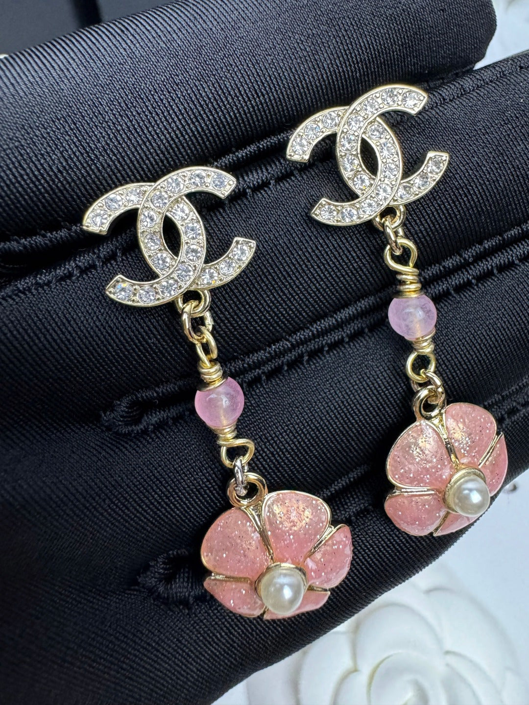 [Rose Tomorrow]26C Pink Camellia Enamel Pendant with Double C Earrings