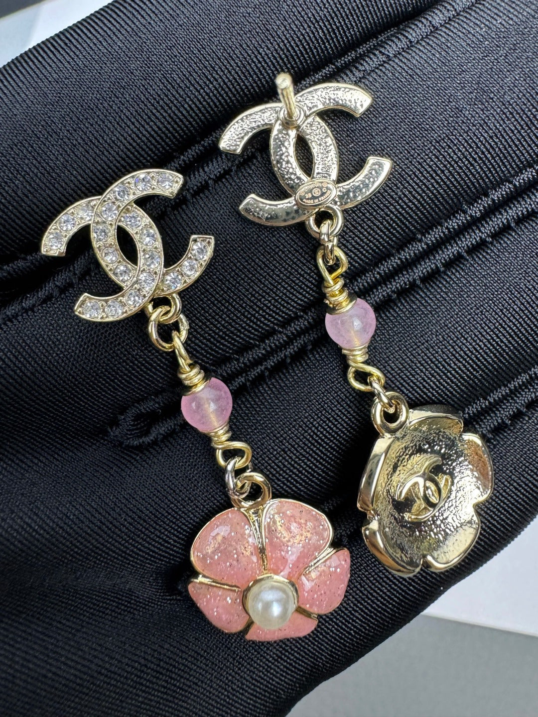 [Rose Tomorrow]26C Pink Camellia Enamel Pendant with Double C Earrings