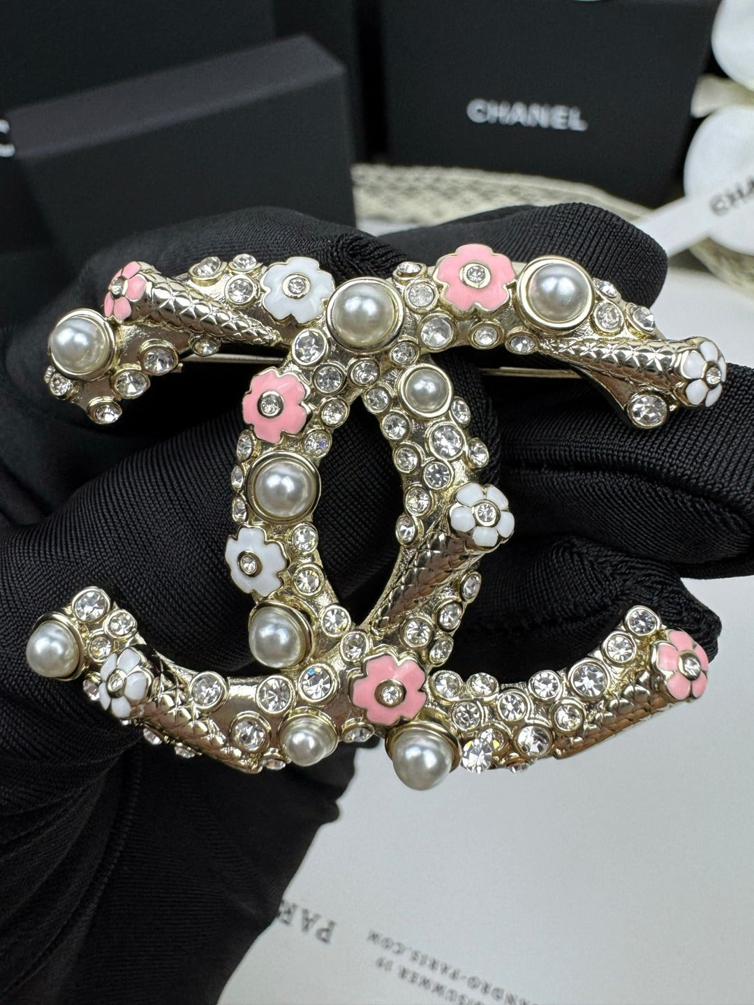 [Rose Tomorrow]26C Pink-White Enamel Ice Cream Cone Double C Brooch