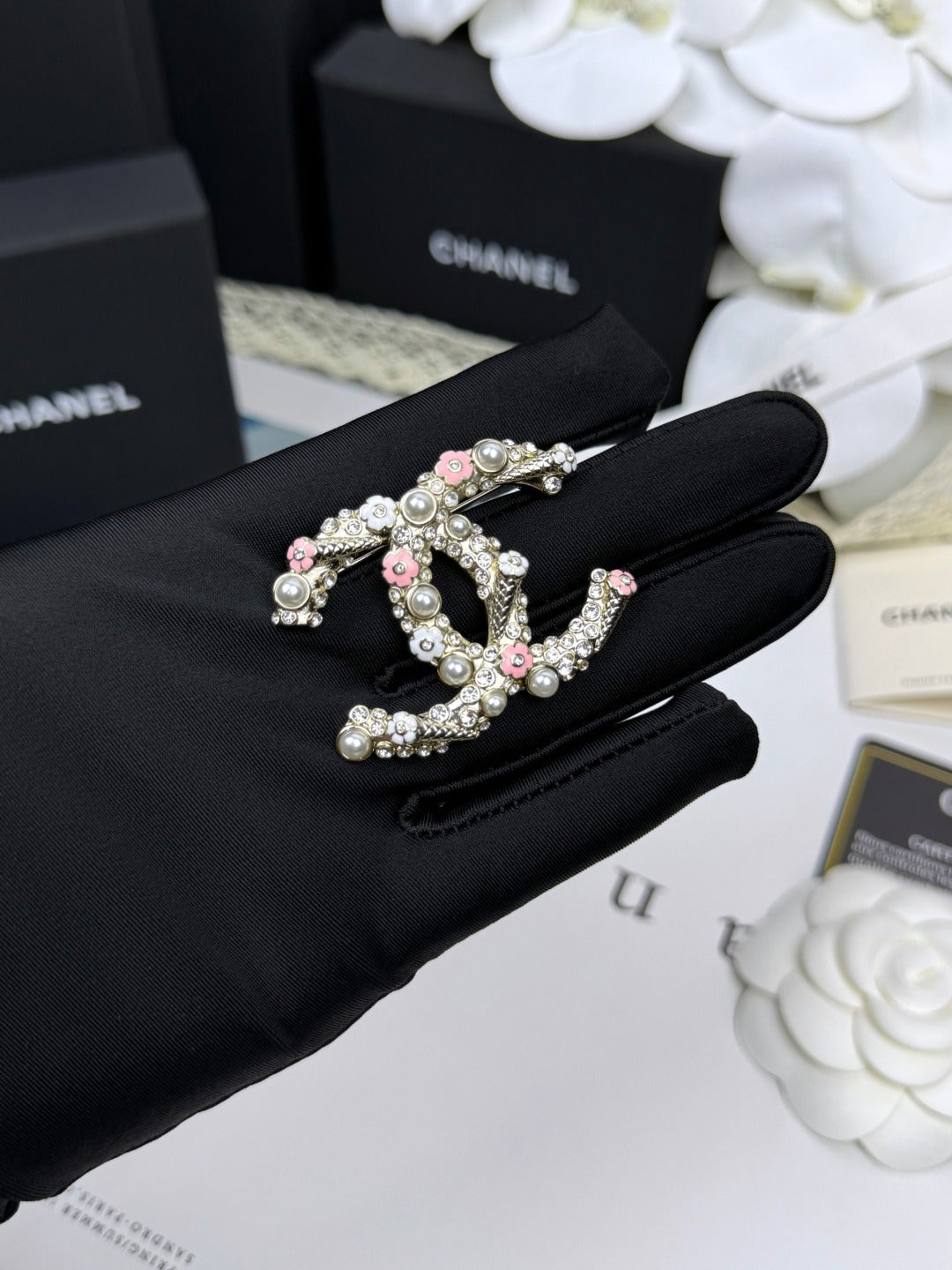 [Rose Tomorrow]26C Pink-White Enamel Ice Cream Cone Double C Brooch