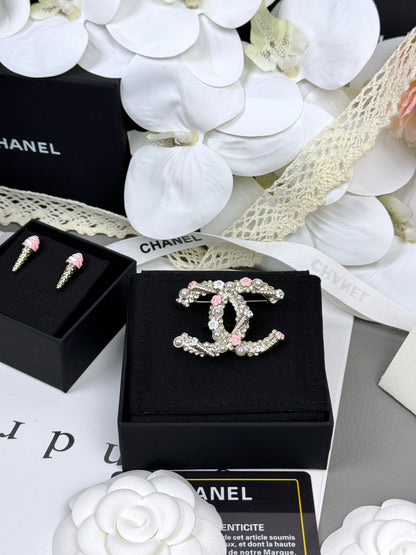[Rose Tomorrow]26C Pink-White Enamel Ice Cream Cone Double C Brooch