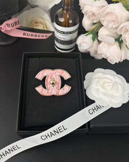 [Rose Tomorrow]Pink Resin Classic Brooch 5cm