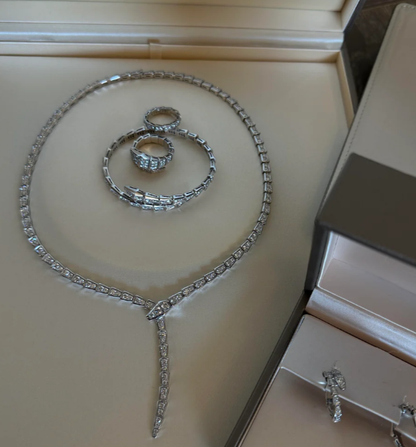 [Rose Tomorrow]NEW！SERPENT DIAMOND NECKLACE