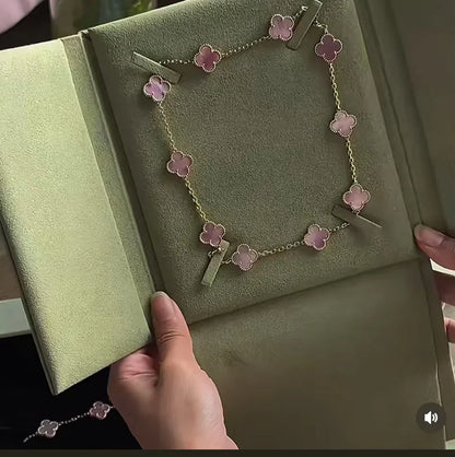 [Rose Tomorrow Jewellery] Pink Necklace with Ten Clover Designs