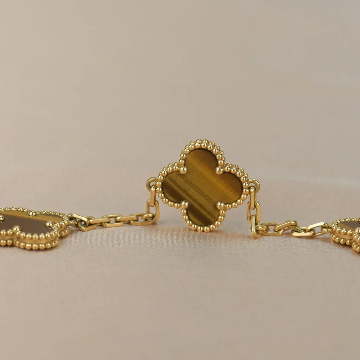 [Rose Tomorrow] CLOVER 5 MOTIFS TIGER EYE BRACELET COLLECTION