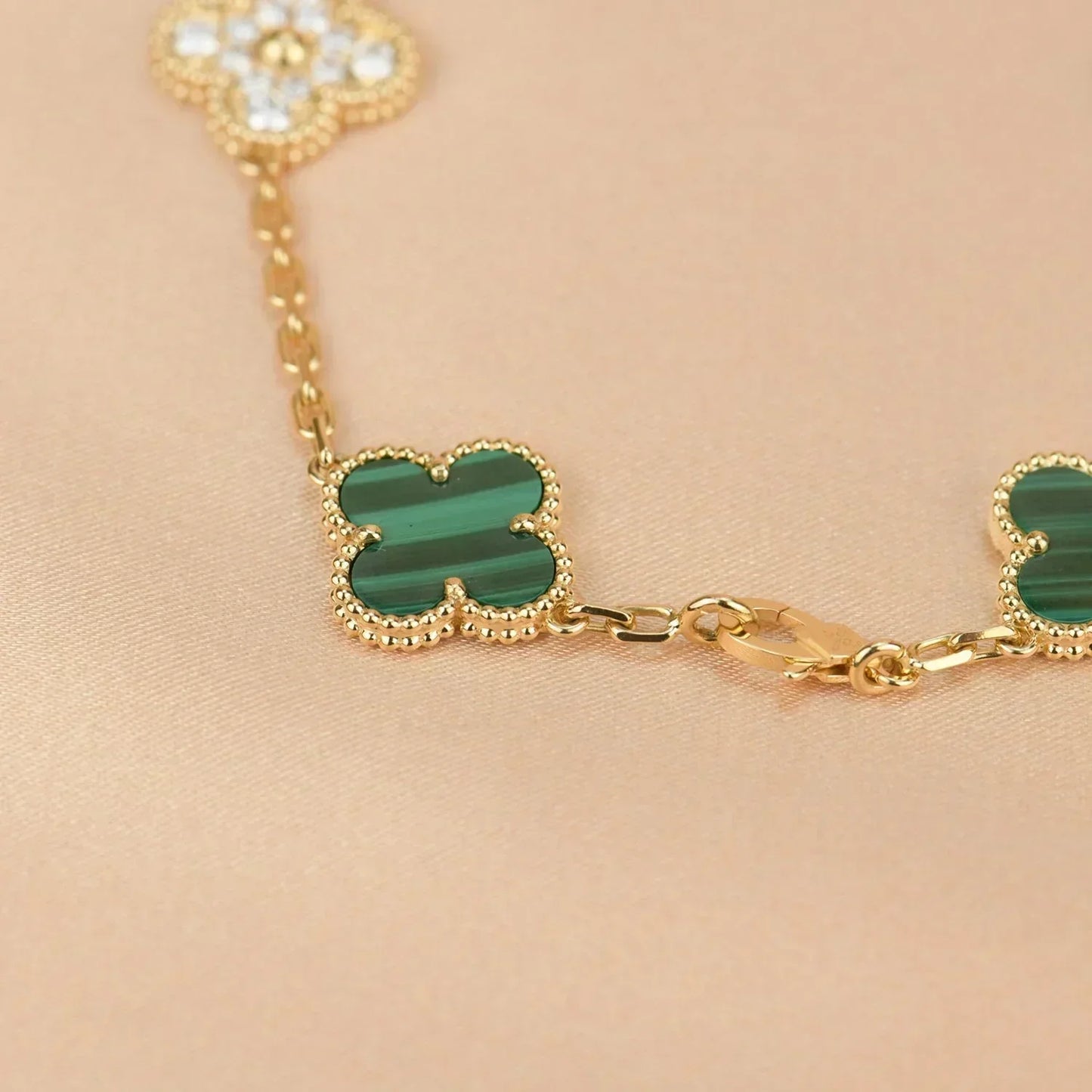 [Rose Tomorrow] CLOVER 5 MOTIF MALACHITE BRACELET COLLECTION