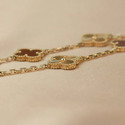[Rose Tomorrow] CLOVER 5 MOTIF RED CORNELIAN BRACELET COLLECTION