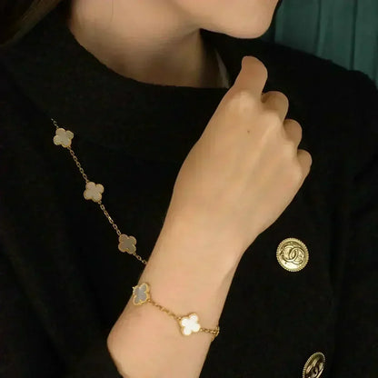 [Rose Tomorrow]CLOVER WHITE PEARL MOP 5 MOTIF BRACELET COLLECTION