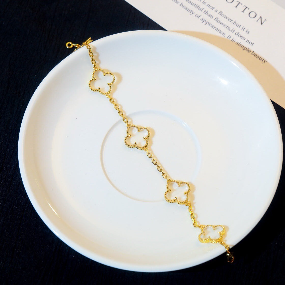 [Rose Tomorrow]CLOVER 5 MOTIF ROCK CRYSTAL BRACELET