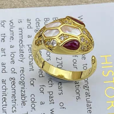 [Rose Tomorrow]BRAND NEW ASSORTED SNAKE HEAD MOTHER OF PEARL RINGS
