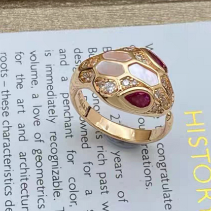 [Rose Tomorrow]BRAND NEW ASSORTED SNAKE HEAD MOTHER OF PEARL RINGS