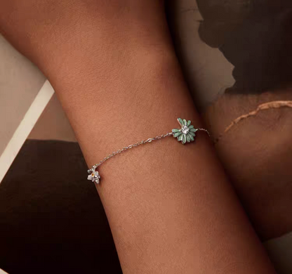 Bee And Daisy Bracelet
