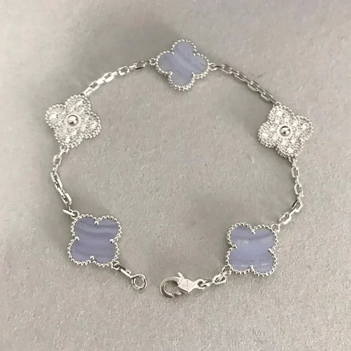[Rose Tomorrow] CLOVER 5 MOTIF PURPLE CHALCEDONY BRACELET COLLECTION