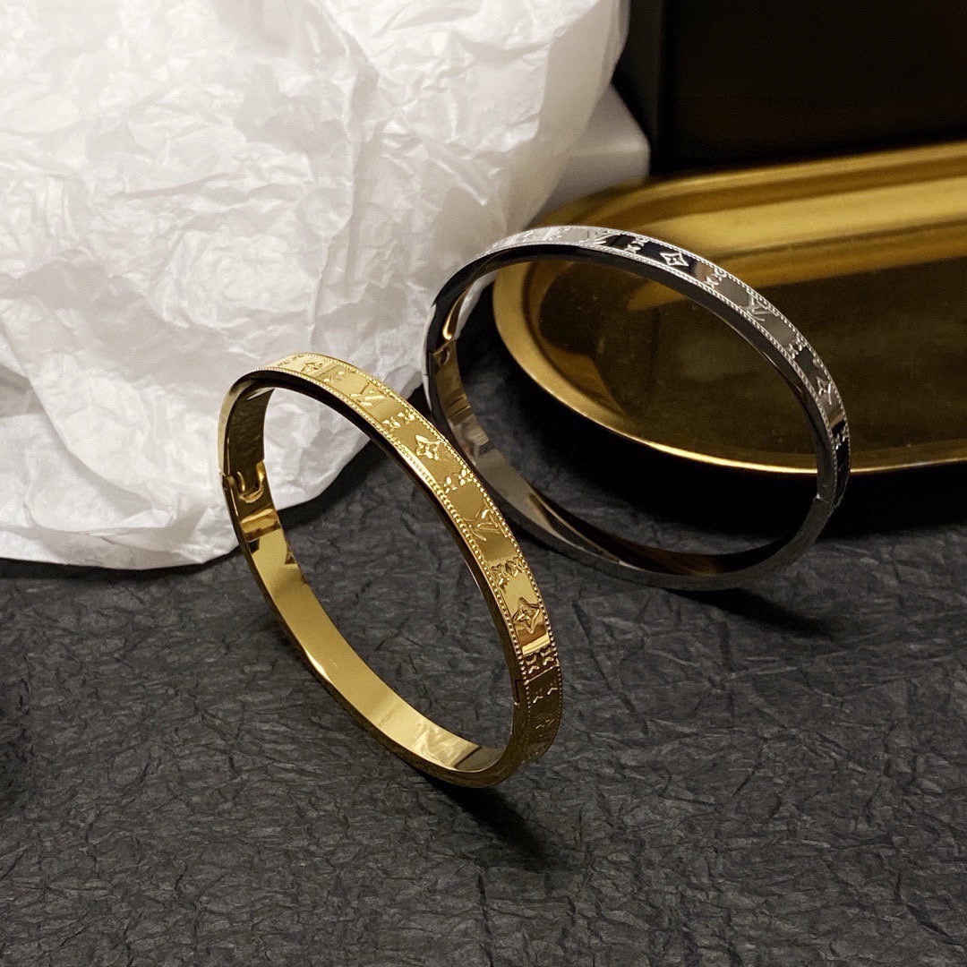 [Rose Tomorrow] ENGRAVED BRACELET