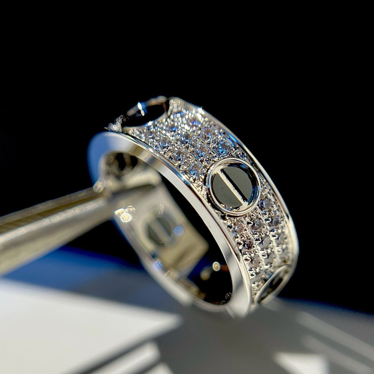 [Rose Tomorrow]LOVE RING 5.5MM DIAMONDS PAVED CERAMIC