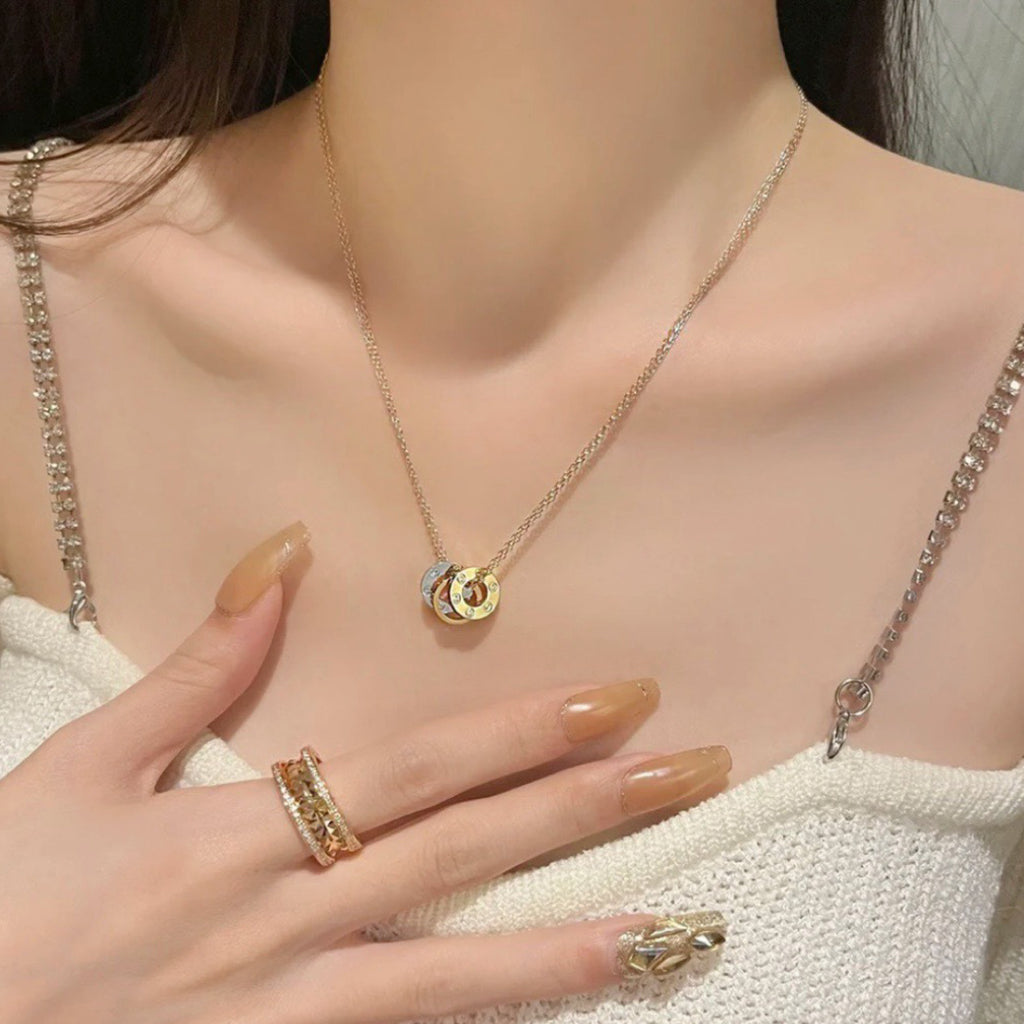 [Rose Tomorrow]LOVE 6 DIAMOND PENDANT NECKLACE