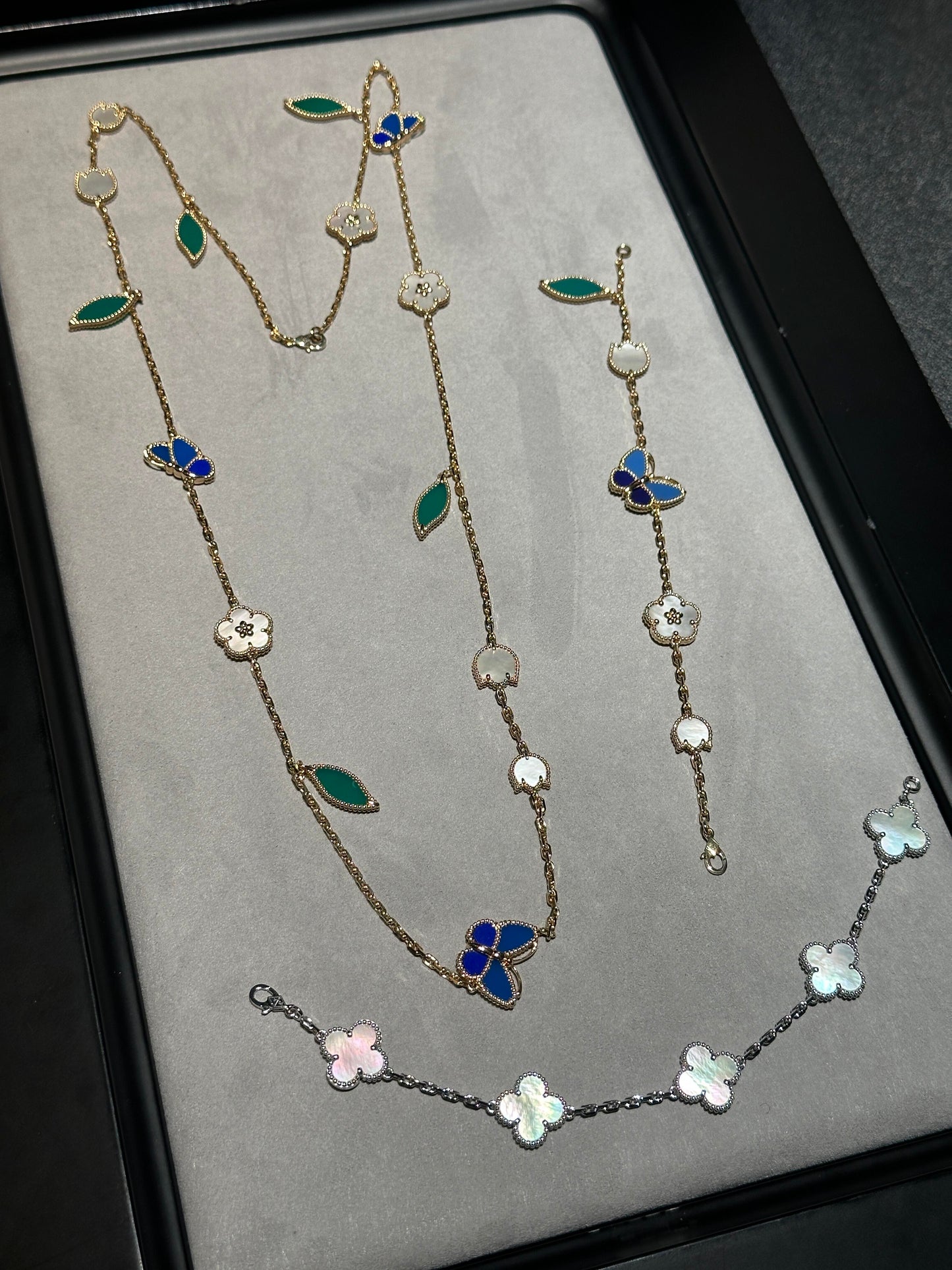 [Rose Tomorrow] 26 NEW CLOVER 15 MOTIFS LUCKY NECKLACE
