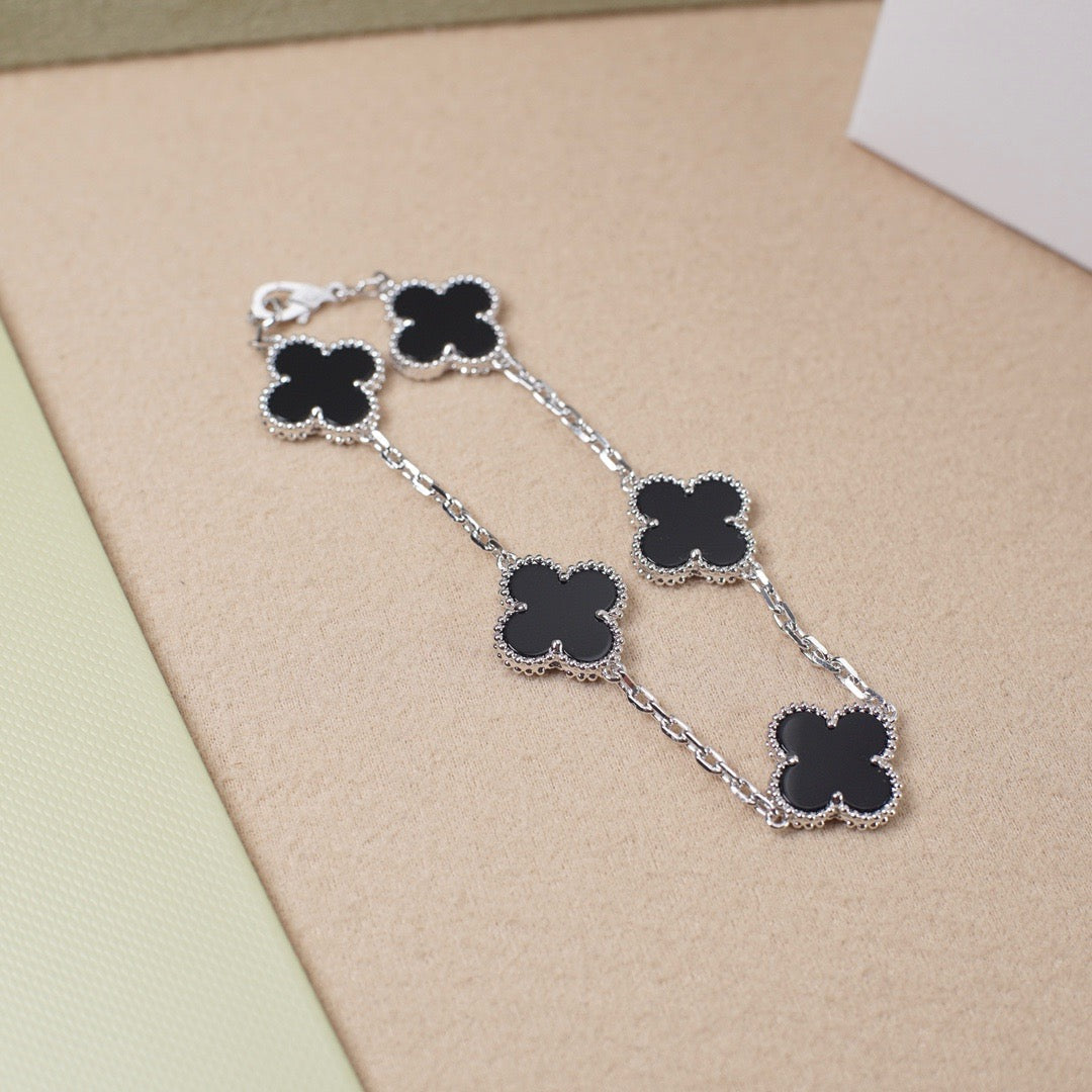 [Rose Tomorrow] CLOVER 5 MOTIF ONYXS BRACELET COLLECTION