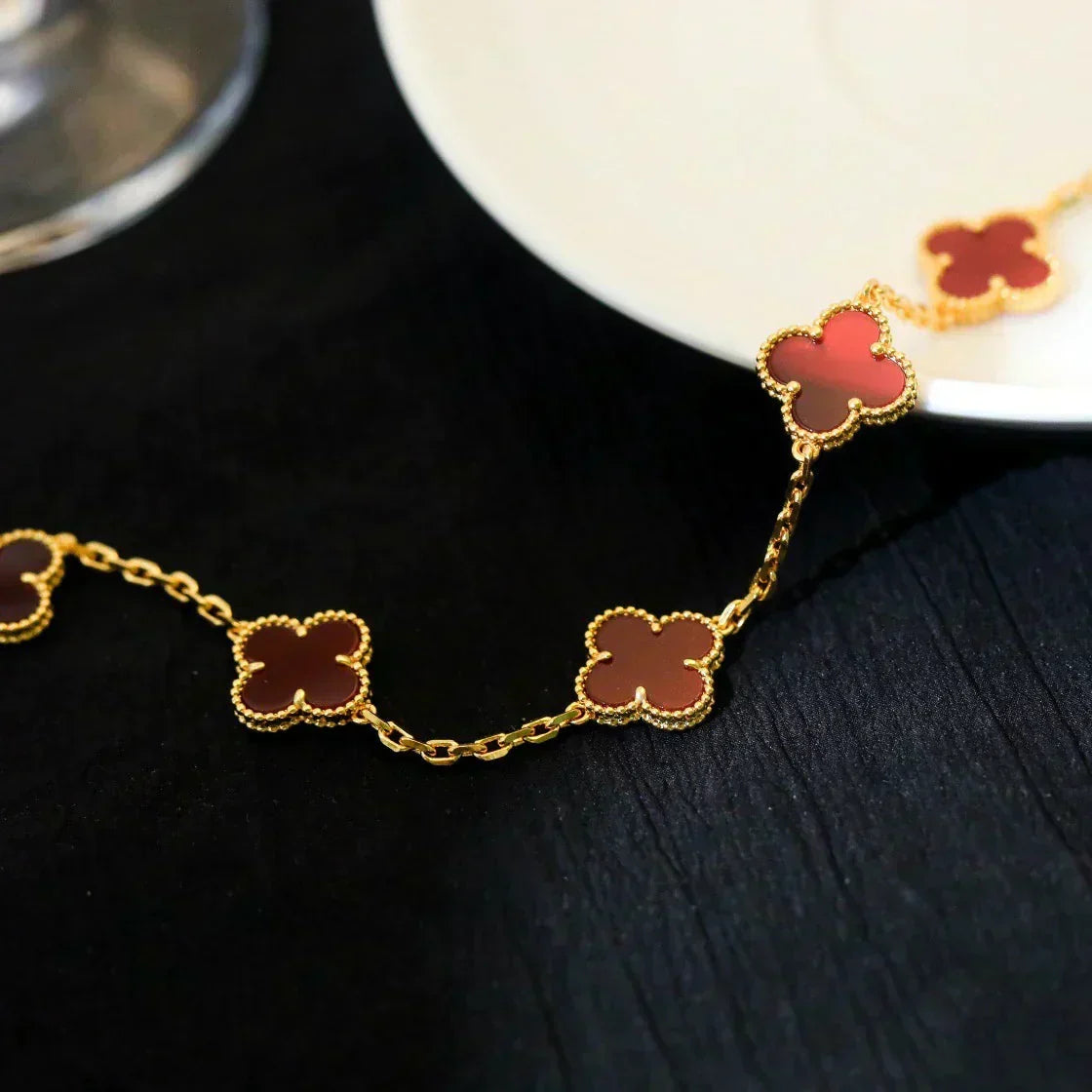 [Rose Tomorrow] CLOVER 5 MOTIF RED CORNELIAN BRACELET COLLECTION