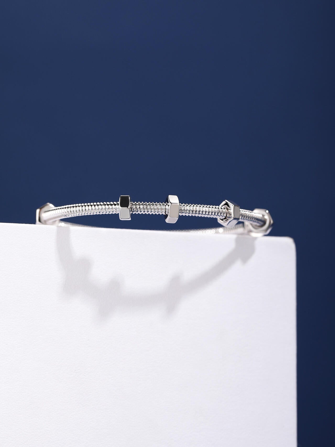 [Rose Tomorrow]CT THREADED BRACELET