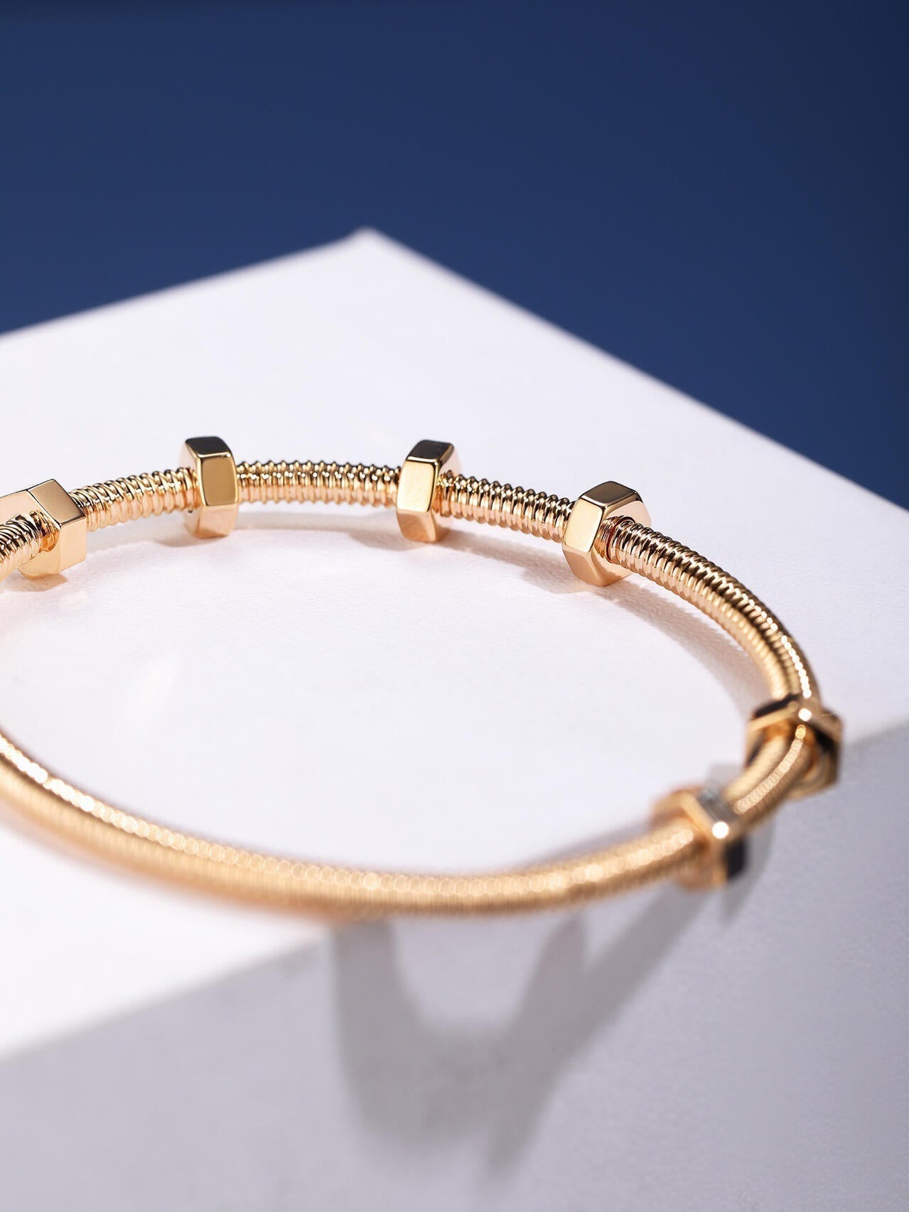 [Rose Tomorrow]CT THREADED BRACELET