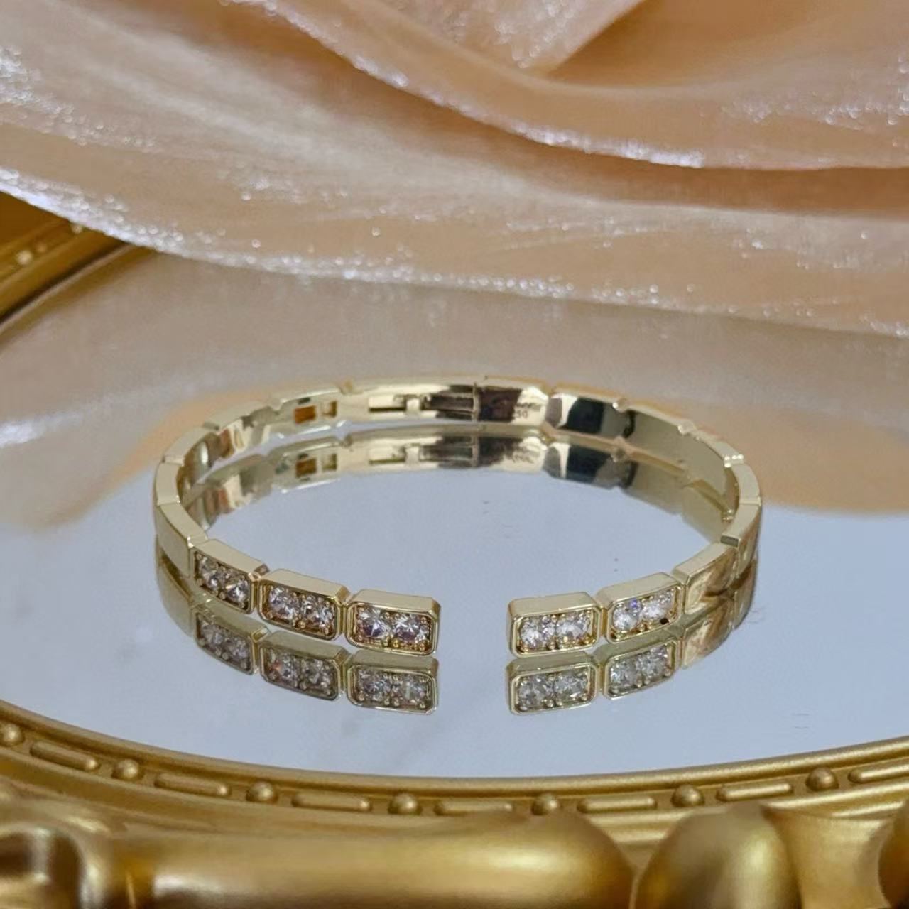 [Rose Tomorrow]LOVE DIAMOND OPEN  BRACELET