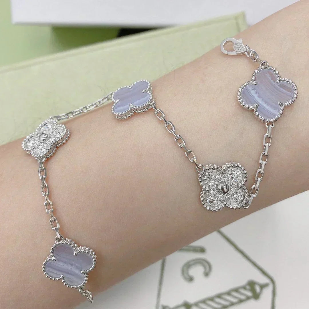 [Rose Tomorrow] CLOVER 5 MOTIF PURPLE CHALCEDONY BRACELET COLLECTION