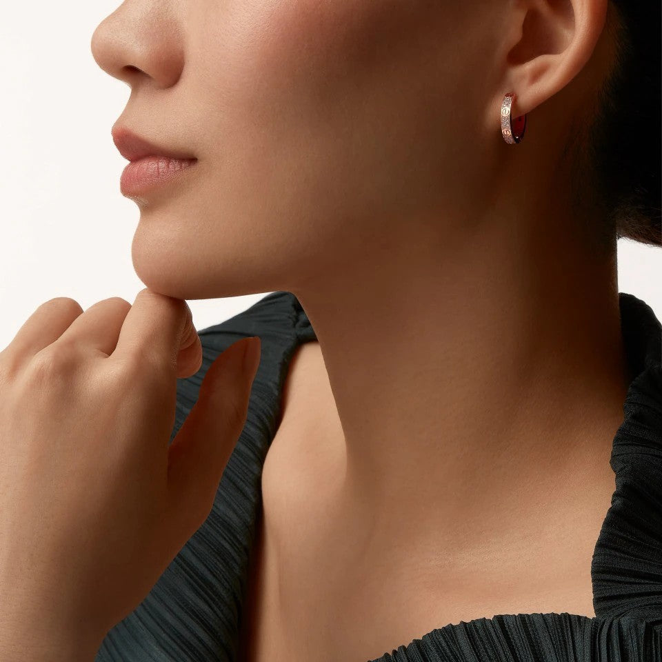 [Rose Tomorrow]LOVE 3.3MM DANGLE HALF DIAMOND EARRINGS