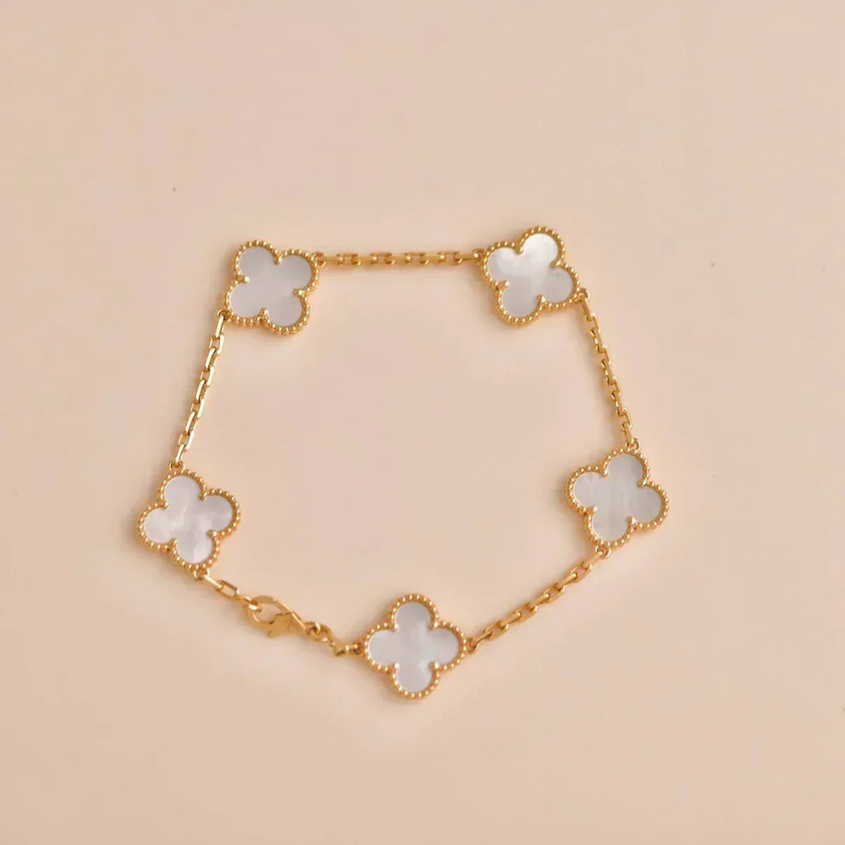 [Rose Tomorrow]CLOVER WHITE PEARL MOP 5 MOTIF BRACELET COLLECTION