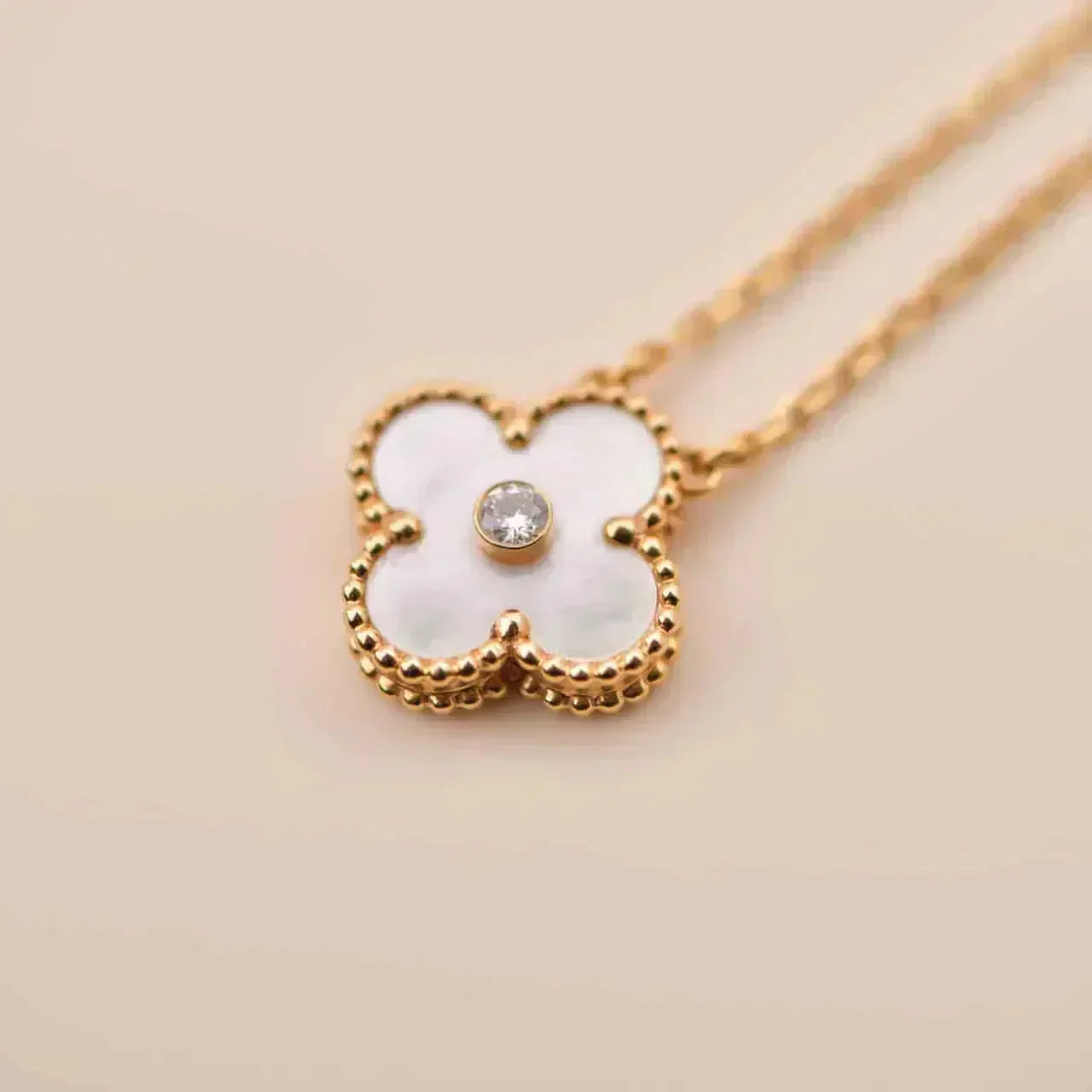 [Rose Tomorrow]CLOVER 15MM DIAMOND WHITE FRITILLARIA NECKLACE
