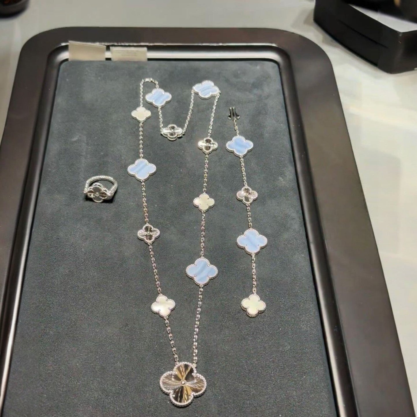 [Rose Tomorrow]DETACHABLE CLOVER 15(11+4) FLOWER SILVER NECKLACE SET