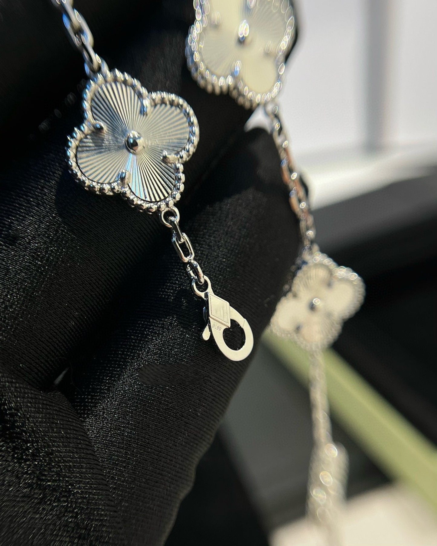 [Rose Tomorrow] CLOVER 5 MOTIF LASER BRACELET COLLECTION