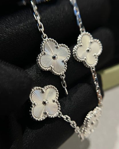 [Rose Tomorrow] CLOVER 5 MOTIF LASER BRACELET COLLECTION